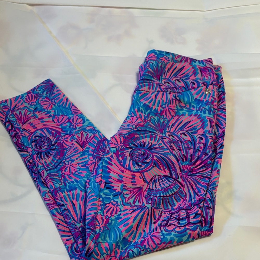 Lilly Pulitzer Pink and Blue Tropical Print Cropped Pants - Picture 2 of 5